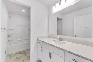 4879 Noble Dr NW, Rochester, MN 55901 - Photo 16