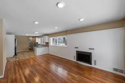 4937 Beard Avenue N, Brooklyn Center, MN 55429 - Photo 4