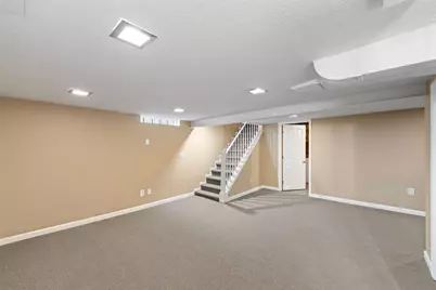 4937 Beard Avenue N, Brooklyn Center, MN 55429 - Photo 16