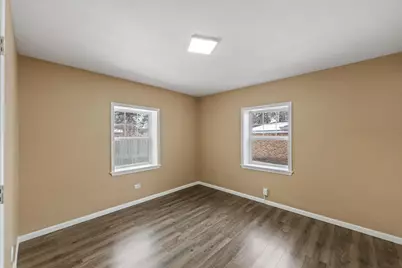 4937 Beard Avenue N, Brooklyn Center, MN 55429 - Photo 14