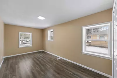 4937 Beard Avenue N, Brooklyn Center, MN 55429 - Photo 10