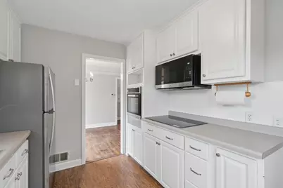 2711 Xerxes Avenue N, Robbinsdale, MN 55422 - Photo 8