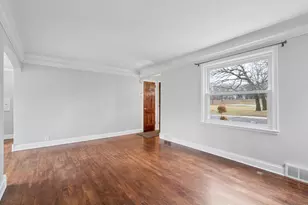 2711 Xerxes Ave N, Robbinsdale, MN 55422 - Photo 4