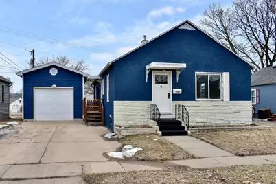 1082 Gale Street, Winona, MN 55987 - Photo 1