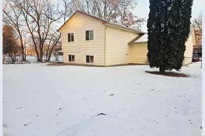 2536 131st Avenue NW, Coon Rapids, MN 55448 - Photo 2