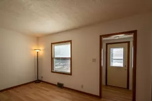 204 McLaughlin Ave W, Kandiyohi, MN 56251 - Photo 6