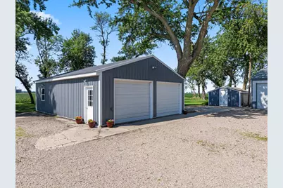 23371 650th Avenue, Alden, MN 56009 - Photo 8