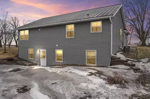 23371 650th Ave, Alden, MN 56009 - Photo 2