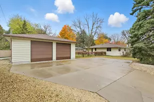 2500 13th St S, Saint Cloud, MN 56301 - Photo 6