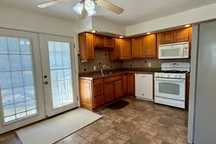 109 N 6th Ave, Albert Lea, MN 56007 - Photo 6