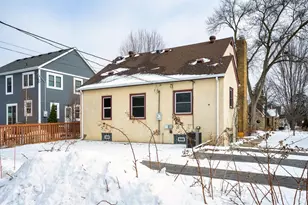 2330 Roosevelt St NE, Minneapolis, MN 55418 - Photo 32