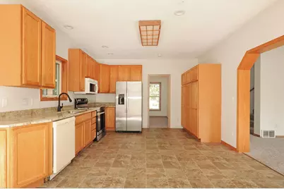 1065 23rd Avenue SE, Minneapolis, MN 55414 - Photo 2