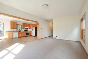 1065 23rd Ave SE, Minneapolis, MN 55414 - Photo 4