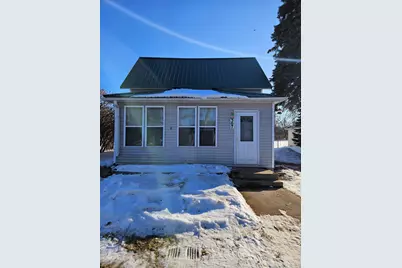 307 Leslie Avenue W, Clarissa, MN 56440 - Photo 2