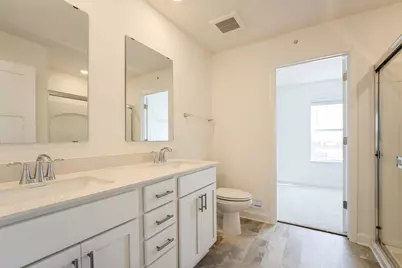 5305 Long Pointe Pass, Woodbury, MN 55129 - Photo 12