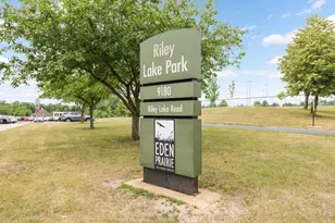 8682 Flamingo Dr, Chanhassen, MN 55317 - Photo 44