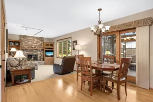 8682 Flamingo Dr, Chanhassen, MN 55317 - Photo 10