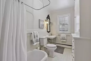 1820 Girard Ave S, Minneapolis, MN 55403 - Photo 40