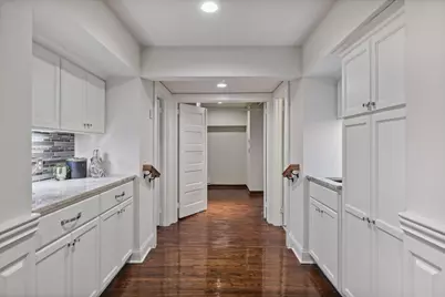 1820 Girard Avenue S, Minneapolis, MN 55403 - Photo 50