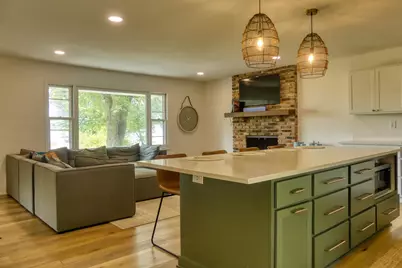 8112 N Shore Trail N, Forest Lake, MN 55025 - Photo 20