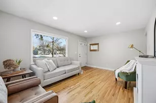 1101 12th St S, Moorhead, MN 56560 - Photo 6