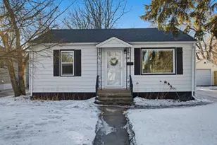 1101 12th St S, Moorhead, MN 56560 - Photo 2
