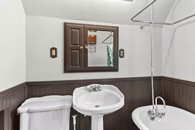 2714 9th Avenue E, North Saint Paul, MN 55109 - Photo 26