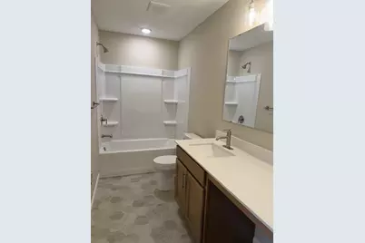 906 Woodlawn Avenue #F, Saint Paul, MN 55116 - Photo 28