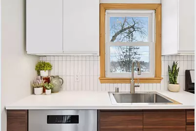 9015 Stanlen Road, Saint Louis Park, MN 55426 - Photo 8