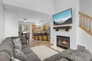 15357 Greenhaven Ln, Burnsville, MN 55306 - Photo 4