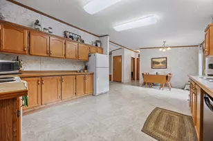 46520 Poss Beach Rd, Pelican Rapids, MN 56572 - Photo 14