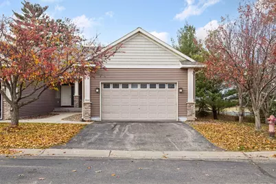 5862 Oakgreen Court N, Stillwater, MN 55082 - Photo 2