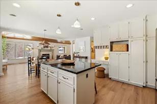 8681 144th St Ct, Apple Valley, MN 55124 - Photo 16