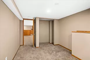 4016 W Arrowhead Rd, Duluth, MN 55811 - Photo 22