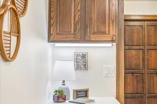 8430 Pennsylvania Rd, Bloomington, MN 55438 - Photo 22