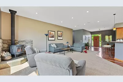 5235 313th Avenue NW, Cambridge, MN 55008 - Photo 10