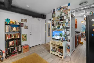 2420 4th Ave S, Minneapolis, MN 55404 - Photo 36