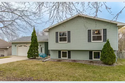 126 8th Street NE, Byron, MN 55920 - Photo 2