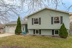 126 8th St NE, Byron, MN 55920 - Photo 2