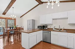 6844 Buckingham Ct, Woodbury, MN 55125 - Photo 8