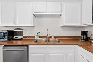 6844 Buckingham Ct, Woodbury, MN 55125 - Photo 10