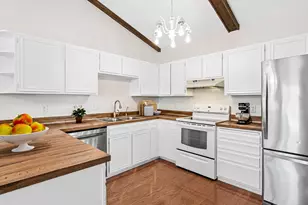 6844 Buckingham Ct, Woodbury, MN 55125 - Photo 8