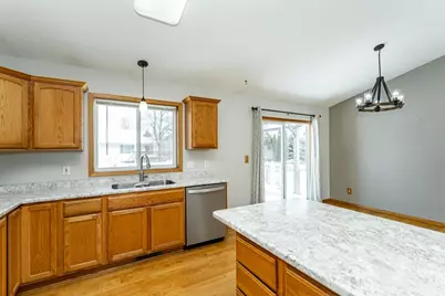 902 Berg Boulevard SE, Stewartville, MN 55976 - Photo 6