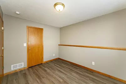 902 Berg Boulevard SE, Stewartville, MN 55976 - Photo 30