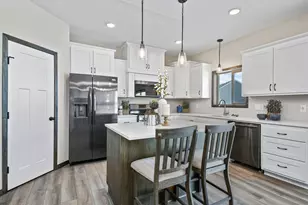 1984 Norma Wy, Lino Lakes, MN 55038 - Photo 6