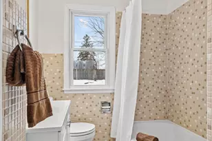 2138 3rd St E, Saint Paul, MN 55119 - Photo 8