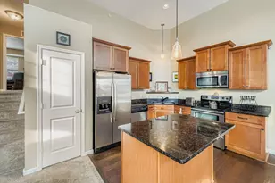 15125 Maryland Ave, Savage, MN 55378 - Photo 6