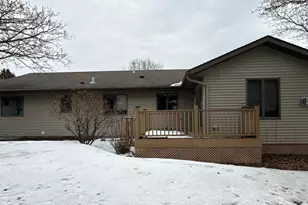 28 Mitchell Dr, Faribault, MN 55021 - Photo 2