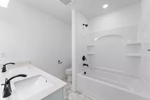 22441 Olivia Ct, Rogers, MN 55374 - Photo 16