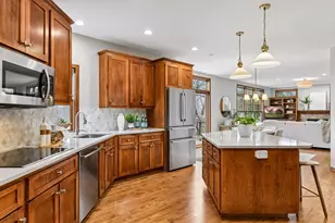 1360 Zircon Ln N, Plymouth, MN 55447 - Photo 14